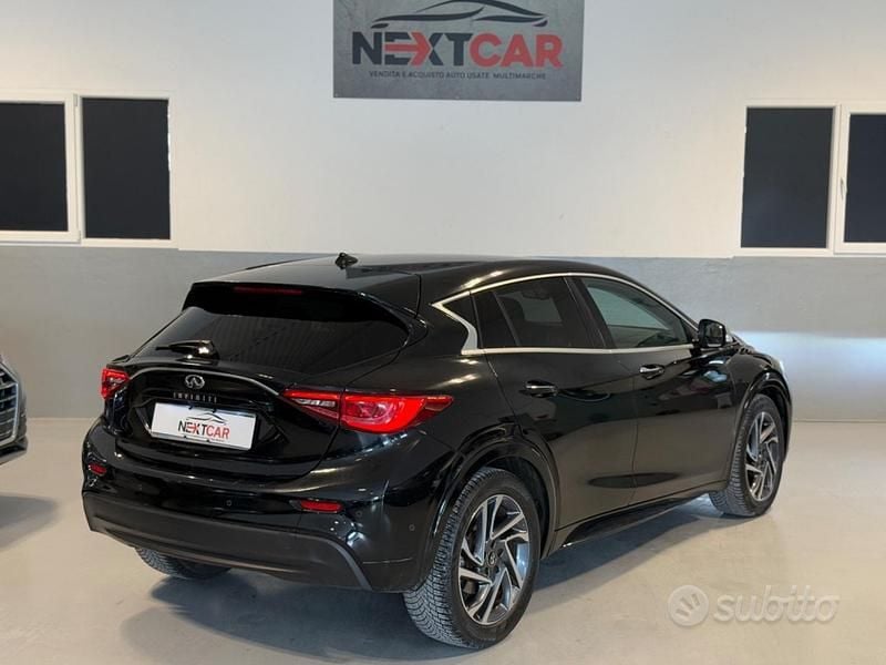 Usata Infiniti Q30 Premium 109 CV (80 kW) 2017 Nero Berlina