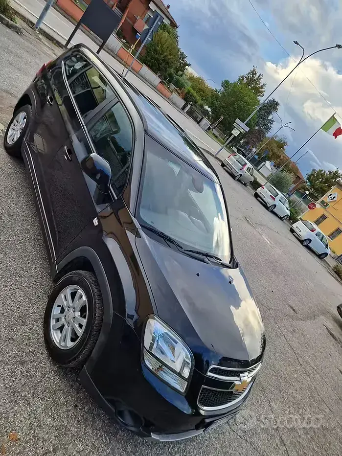 Usata Chevrolet Orlando 141 CV (103 kW) 2012 Nero Monovolume
