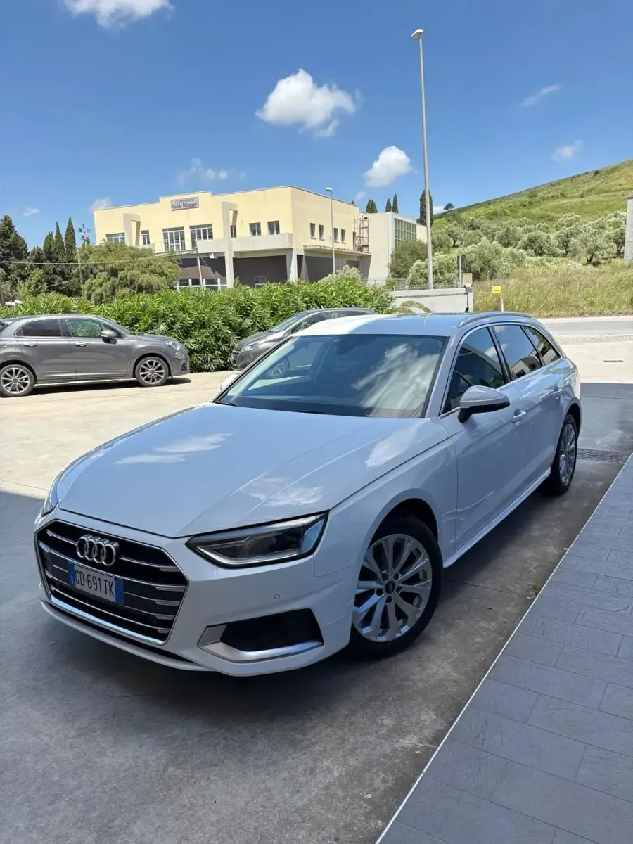 Usata Audi A4 Advanced 163 CV (119 kW) 2020 Bianco Station wagon