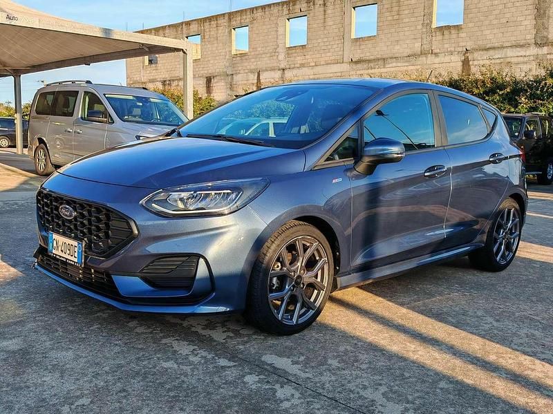 Usata Ford Fiesta ST-Line 125 CV (91 kW) 2023 Blue chrome Utilitaria