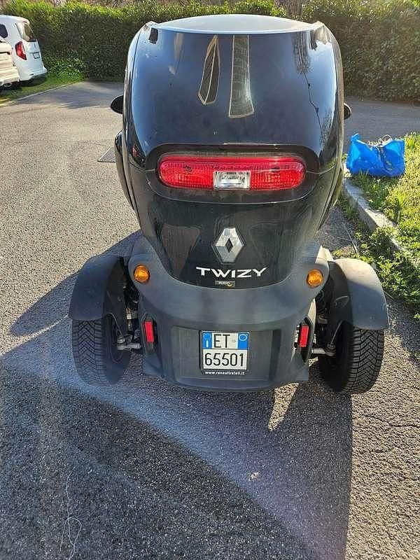 Usata Renault Twizy 13 kW (18 CV) 2020 Nero Utilitaria
