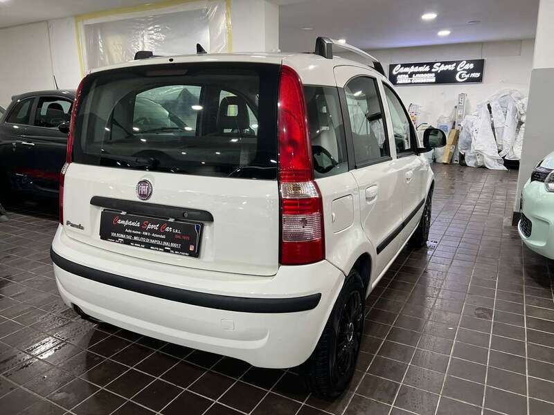 Usata Fiat Panda Emotion 69 CV (50 kW) 2012 Bianco nuvola Utilitaria
