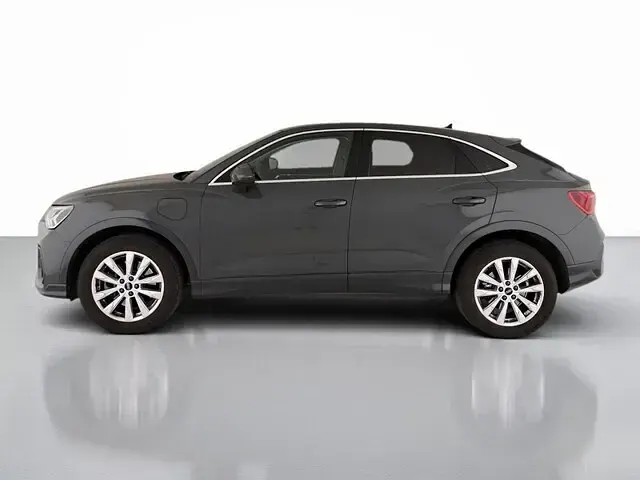 Usata Audi Q3 Sportback Business Plus 245 CV (180 kW) 2022 Grigio atomico metallizzato SUV