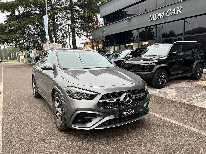 Usata Mercedes GLA200 AMG Line Premium 150 CV (110 kW) 2024 Grigio SUV