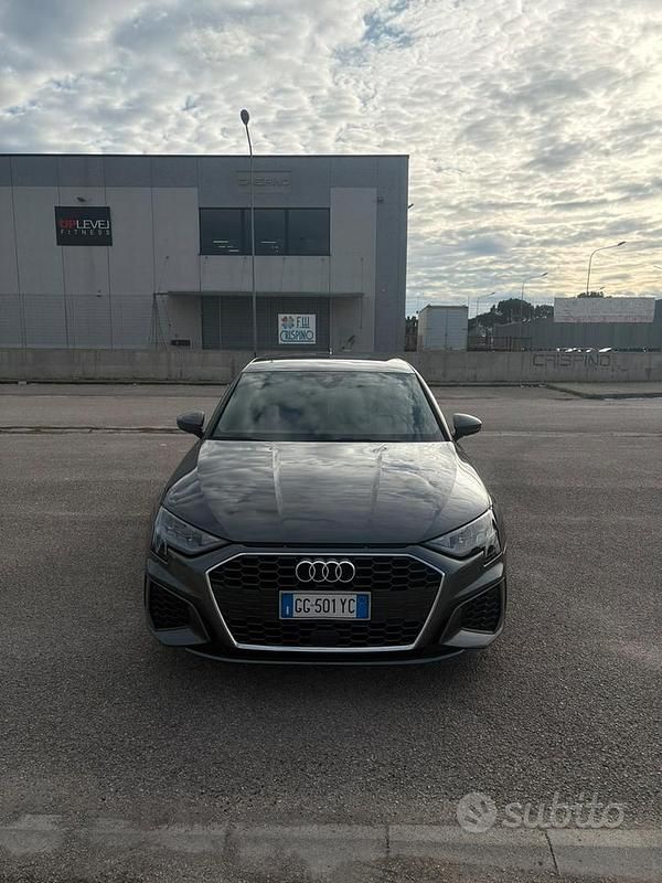 Usata Audi A3 S-Line 116 CV (85 kW) 2021 Grigio Berlina