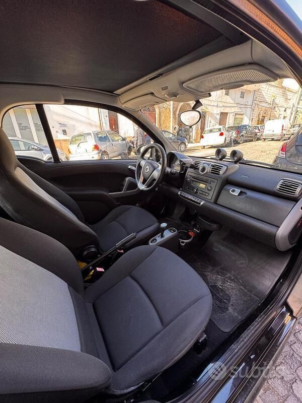 Usata Smart ForTwo Coupé 71 CV (52 kW) 2009 Utilitaria