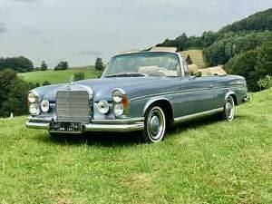 Usata Mercedes 300 SE 170 CV (125 kW) 1966 Blu Cabrio