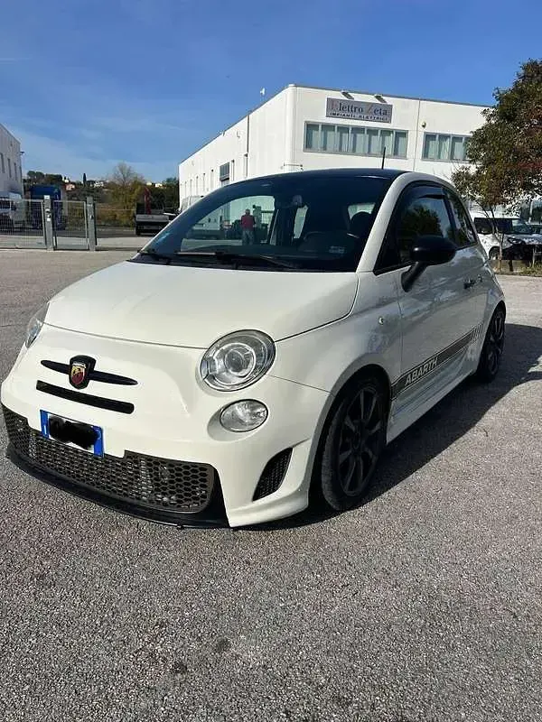 Usata Fiat 500 Abarth 135 CV (99 kW) 2012 Bianco Utilitaria