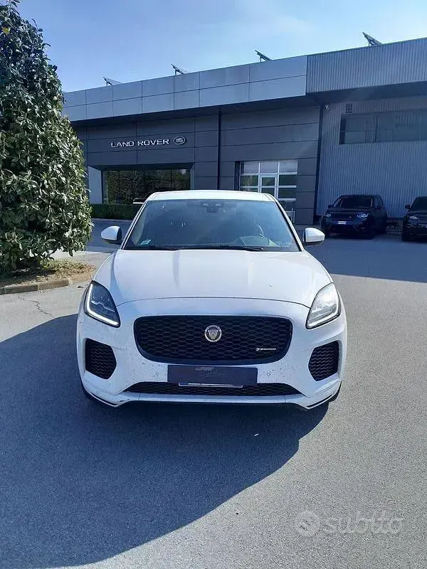 Usado Jaguar E-Pace R-Dynamic 180 CV (132 kW) 2020 Blanco SUV