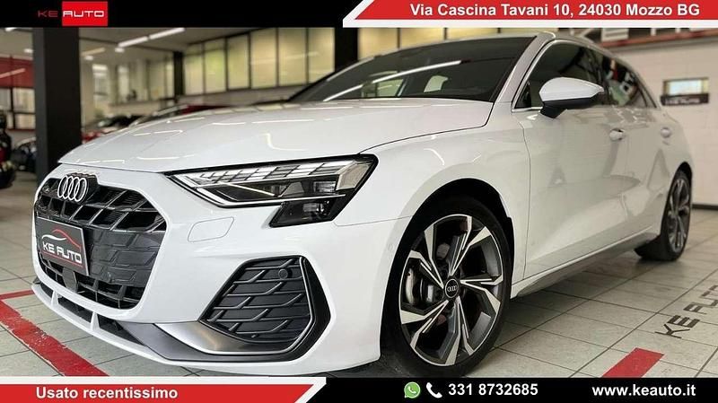 Nero Usata 2024 Audi A3 S-Line Tre volumi | 33.990 € (Buon prezzo) - Immagine 1/4