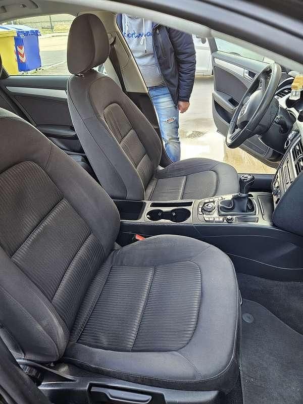 Usata Audi A4 143 CV (105 kW) 2012 Nero Station wagon