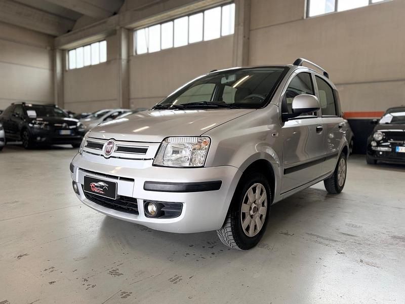 Usata Fiat Panda Dynamic 59 CV (43 kW) 2009 Argento Utilitaria