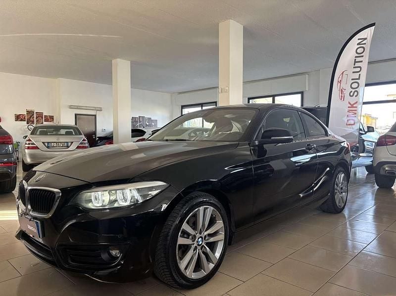 Usata BMW 218 Sport Line 150 CV (110 kW) 2018 Blackshwartz Coupé
