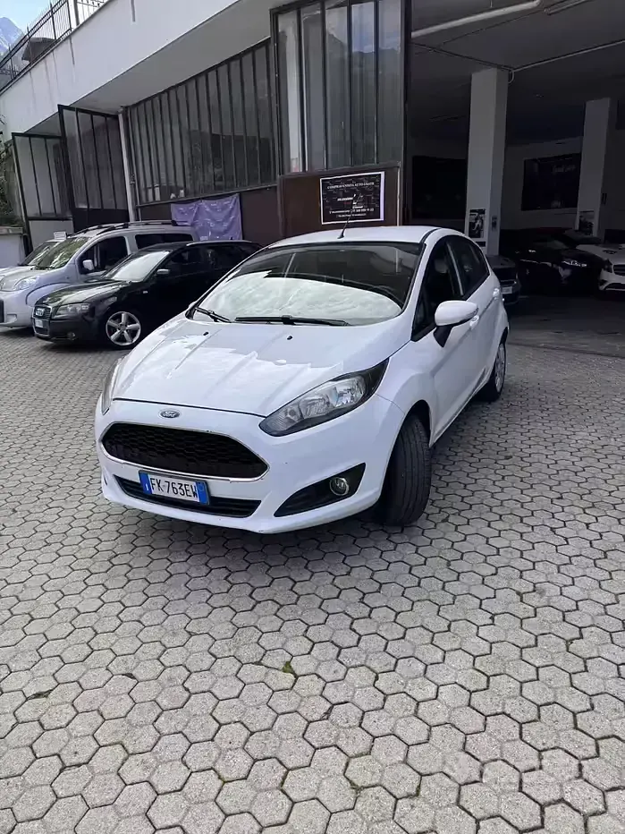 Usado Ford Fiesta 82 CV (60 kW) 2017 Utilitario