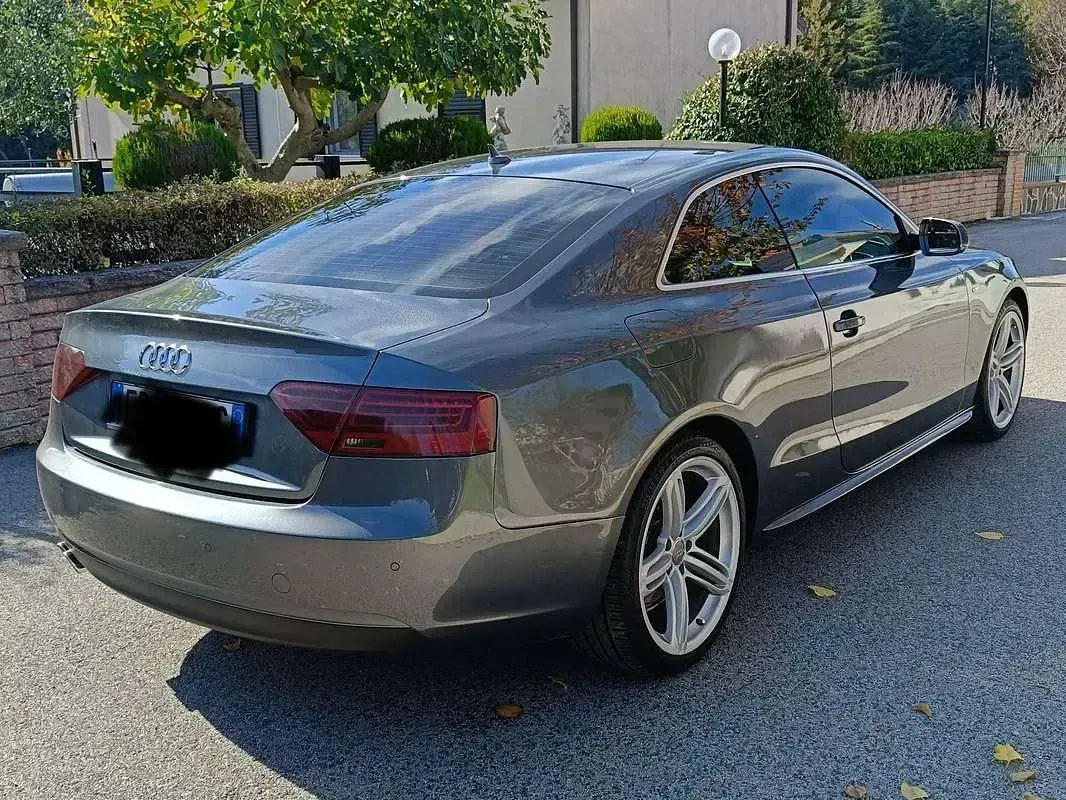 Usata Audi A5 Ambiente 177 CV (130 kW) 2014 Grigio Coupé