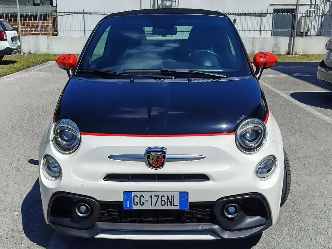 Usata Abarth 595C 165 CV (121 kW) 2021 Bianco Cabrio