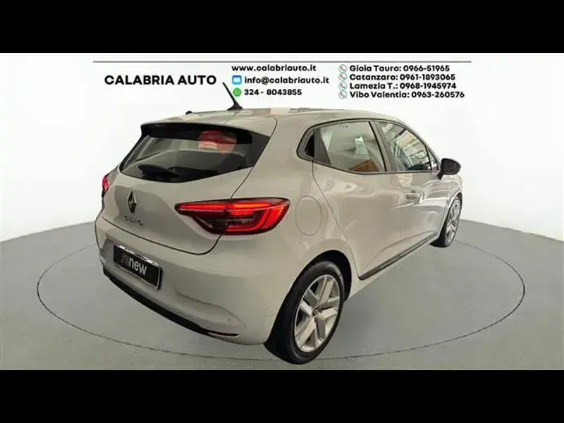 Usata Renault Clio Zen 100 CV (73 kW) 2021 Bianco Utilitaria