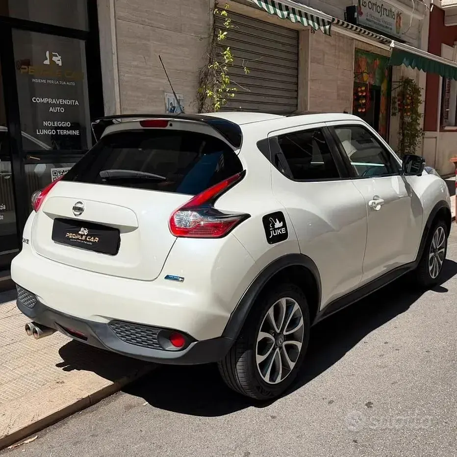 Usata Nissan Juke 110 CV (80 kW) 2016 Bianco SUV