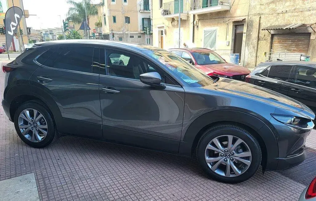 Nuova Mazda CX-30 140 CV (102 kW) 2025 Machine grey SUV