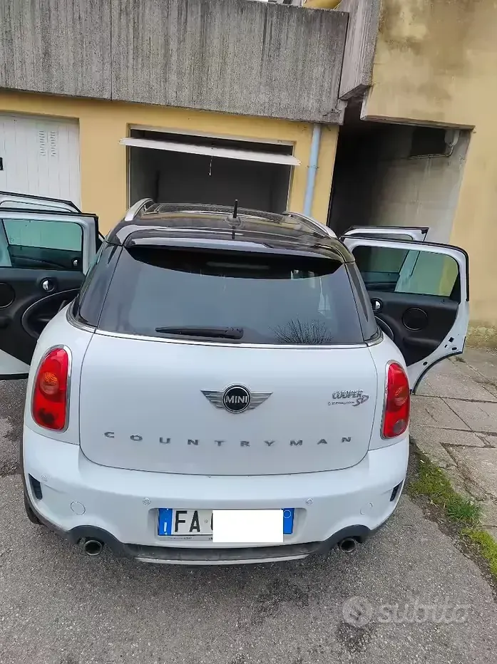 Usata Mini Countryman 143 CV (105 kW) 2015 Bianco SUV