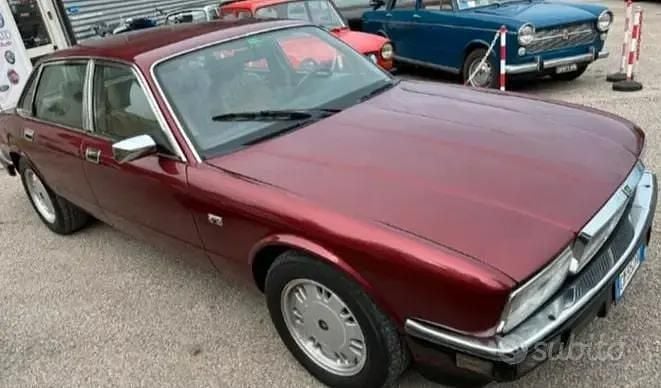 Usata Jaguar XJ 199 CV (146 kW) 1990 Rosso Berlina