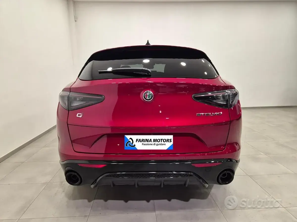 Nuova Alfa Romeo Stelvio 209 CV (153 kW) 2026 Rosso SUV