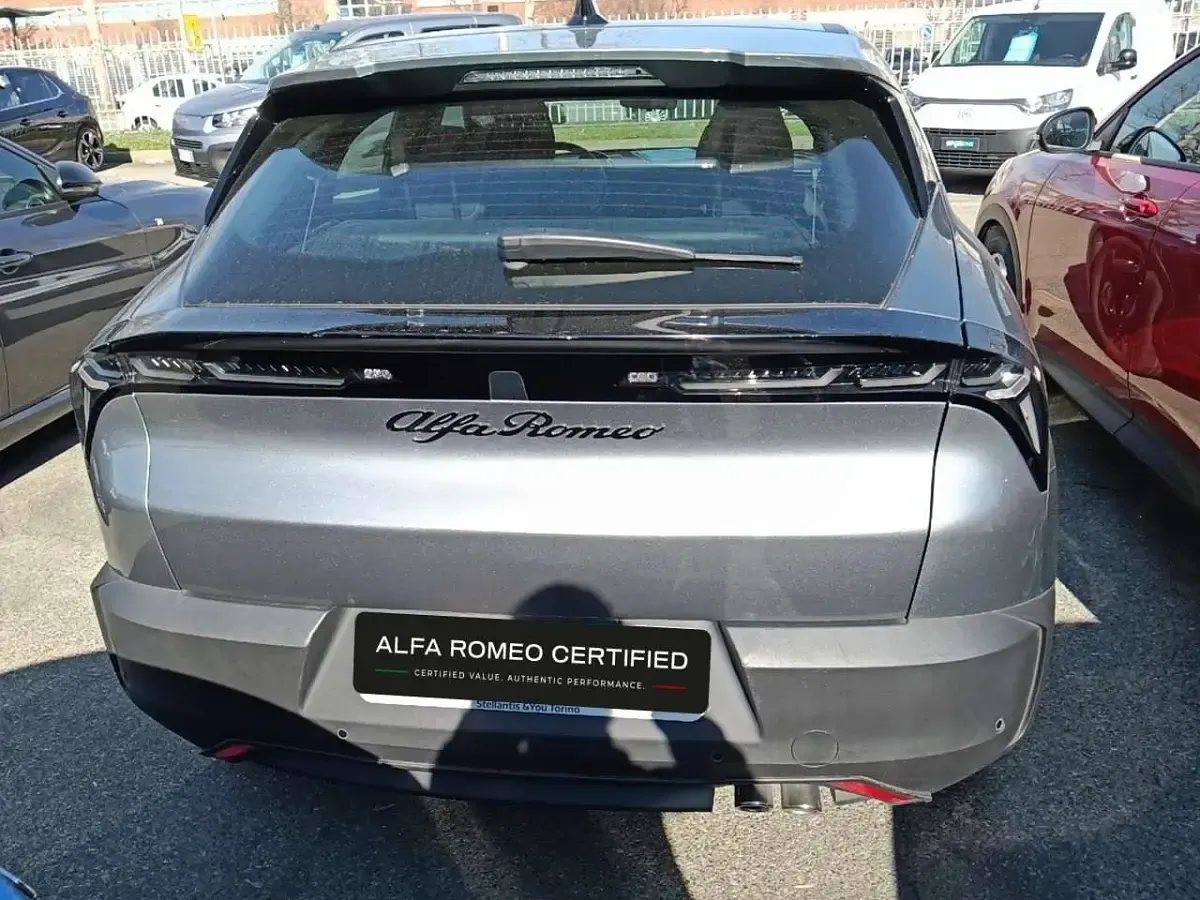 Usata Alfa Romeo Junior 136 CV (100 kW) 2025 Grigio SUV