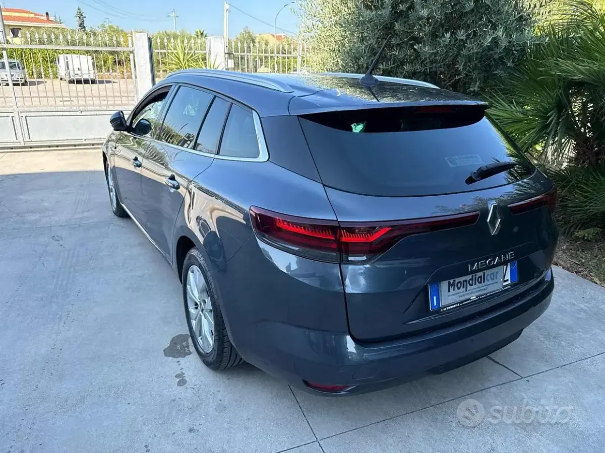 Usata Renault Mégane GrandTour 116 CV (85 kW) 2021 Station wagon