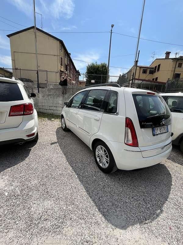 Usata Lancia Musa 95 CV (69 kW) 2009 Monovolume