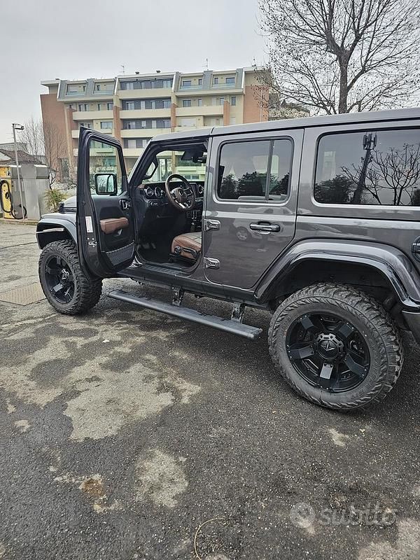 Usata Jeep Wrangler 284 CV (208 kW) 2021 Nero SUV