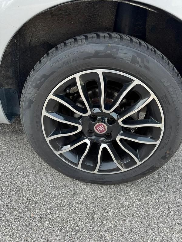 Usata Fiat Bravo 105 CV (77 kW) 2014 Grigio Utilitaria