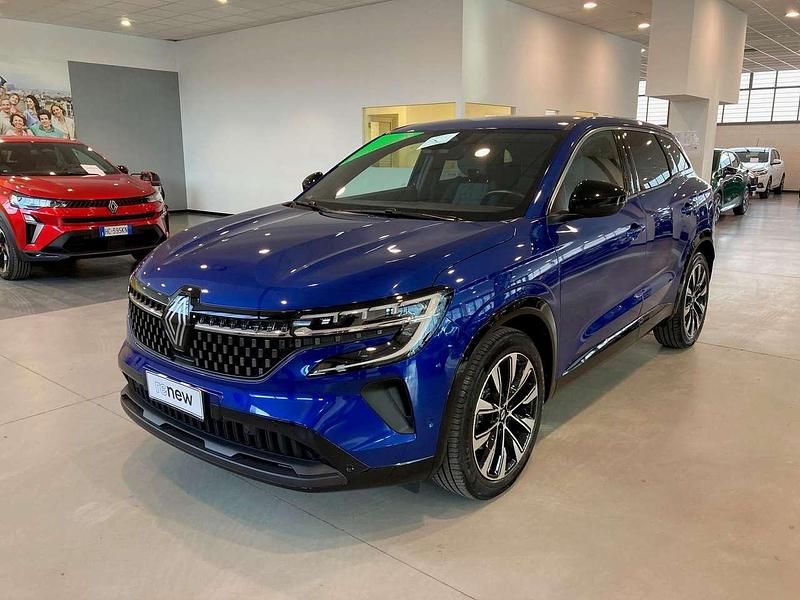 Usata Renault Austral Techno 131 CV (96 kW) 2023 Blu iron SUV