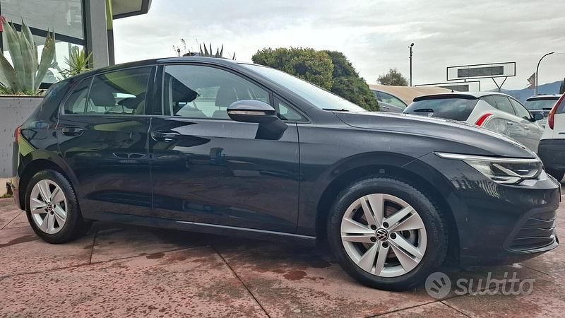 Usata VW Golf VII Business 115 CV (84 kW) 2020 Nero Berlina