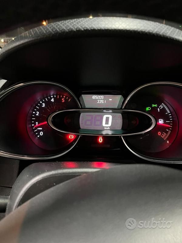 Usata Renault Clio IV 75 CV (55 kW) 2016 Berlina