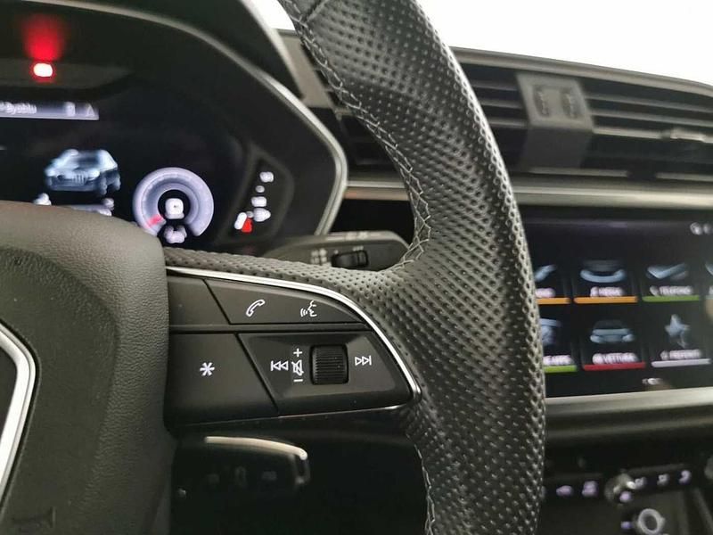 Usata Audi Q3 S-Line 150 CV (110 kW) 2024 Blu SUV