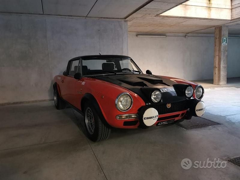Usata Abarth 124 Spider 120 CV (88 kW) 1970 Rosso Cabrio
