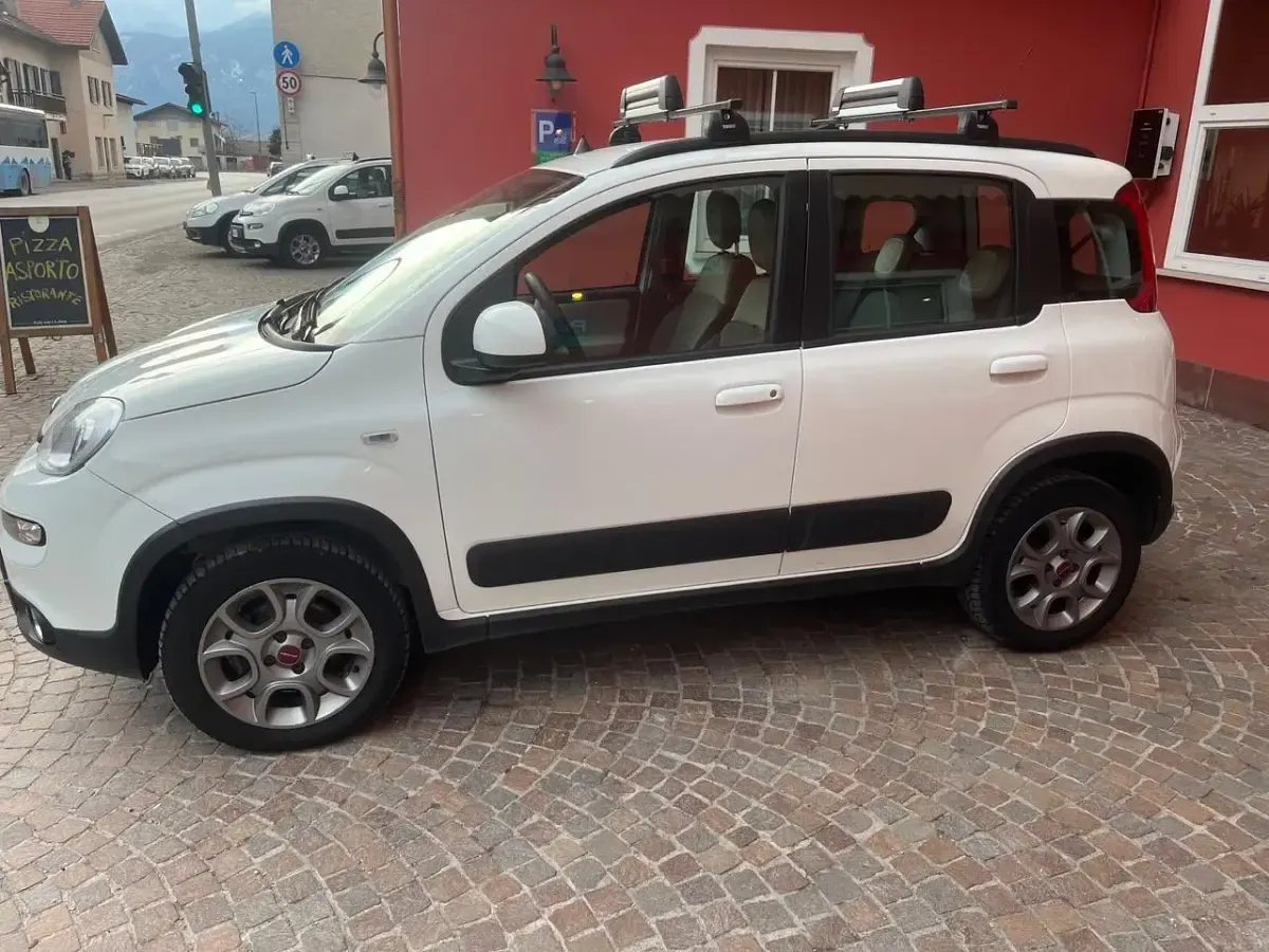 Usata Fiat Panda 4x4 95 CV (69 kW) 2015 Bianco Utilitaria