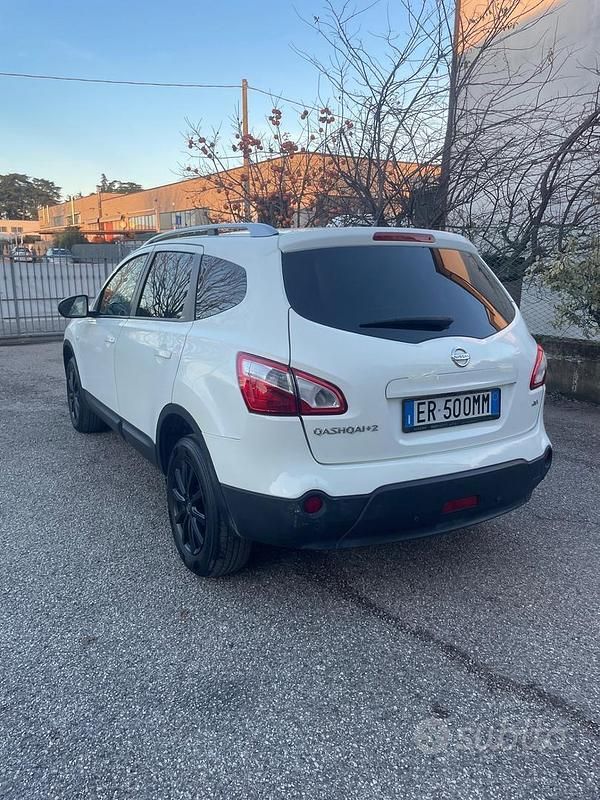 Usata Nissan Qashqai +2 Acenta 110 CV (80 kW) 2013 Bianco SUV