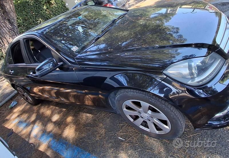 Usata Mercedes C200 184 CV (135 kW) 2013 Nero Berlina