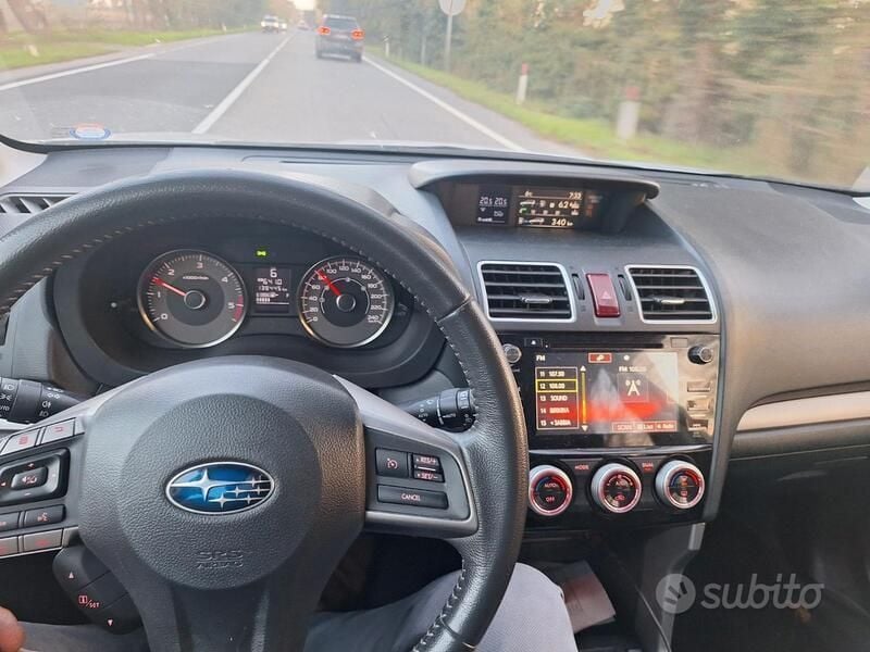 Grigio Usata 2016 Subaru Forester SUV | 13.000 € (Buon prezzo) - Immagine 1/4