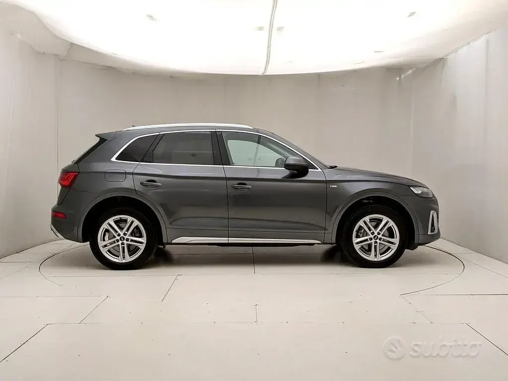 Usata Audi Q5 S-Line 204 CV (150 kW) 2021 Grigio SUV