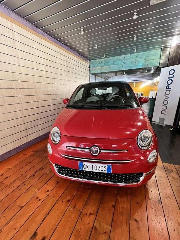 Usata Fiat 500 Dolcevita 69 CV (50 kW) 2022 Rosso Utilitaria