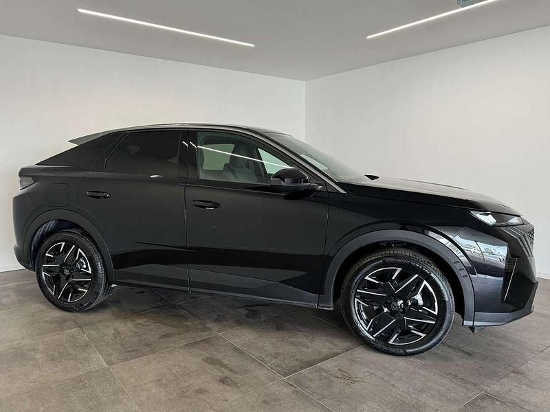Usata Peugeot 3008 Allure 136 CV (100 kW) 2025 Nero perla SUV