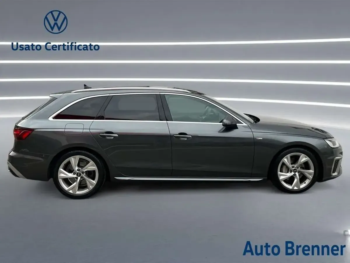 Usata Audi A4 S-Line 204 CV (150 kW) 2022 Daytona grau Station wagon