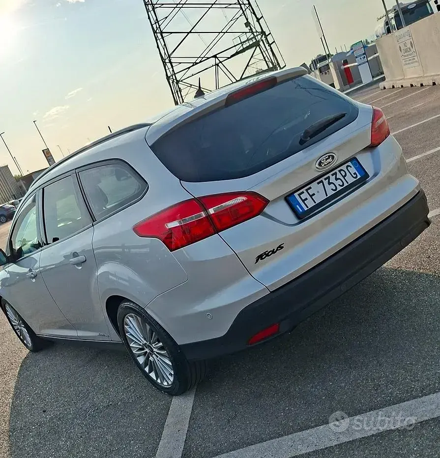 Usata Ford Focus 120 CV (88 kW) 2016 Station wagon
