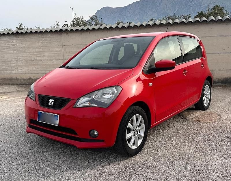 Usata Seat Mii Chic 59 CV (43 kW) 2017 Rosso Utilitaria