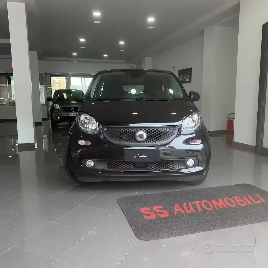 Usata Smart ForFour Passion 71 CV (52 kW) 2019 Nero Utilitaria