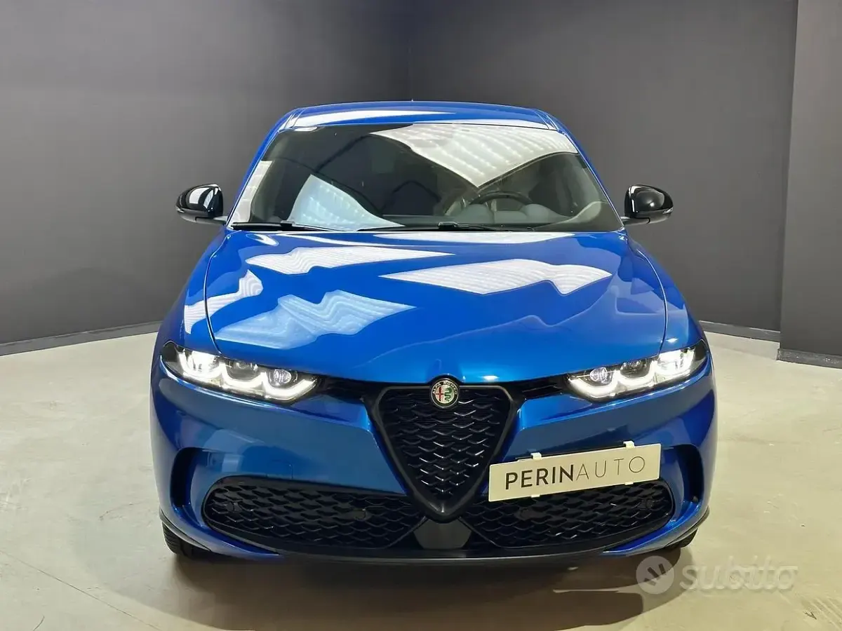 Usata Alfa Romeo Tonale Veloce 160 CV (117 kW) 2025 Misano blue SUV