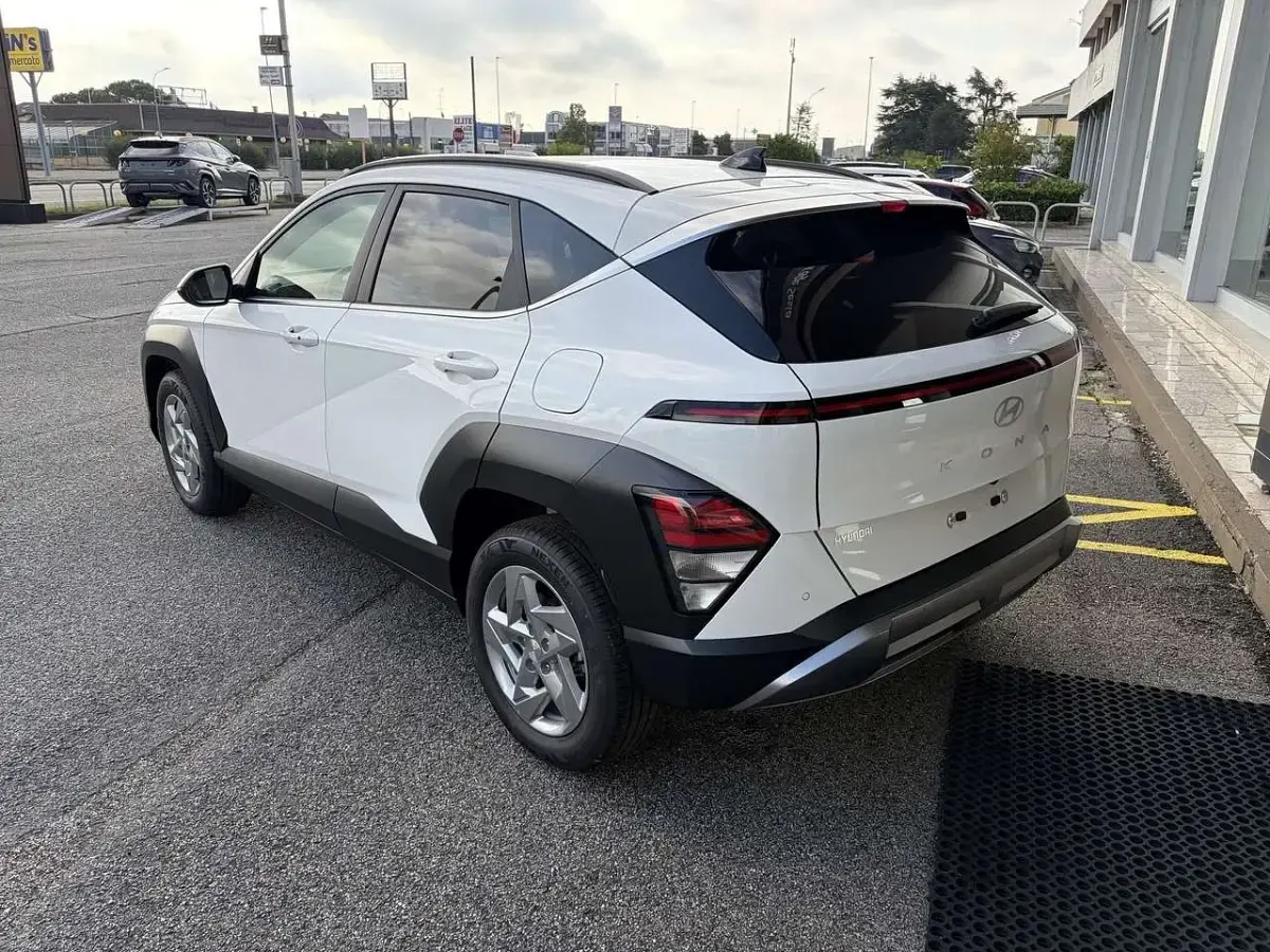 Nuova Hyundai Kona 116 CV (85 kW) 2026 Bianco SUV