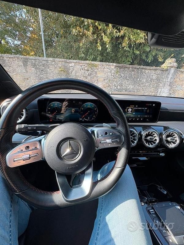 Usata Mercedes CLA200 163 CV (119 kW) 2020 Bianco Berlina
